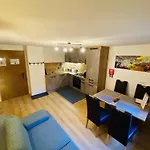 Berghof Steinbock Apartment Sankt Leonhard im Pitztal