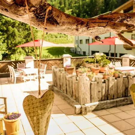 Apartamento Berghof Steinbock Sankt Leonhard im Pitztal